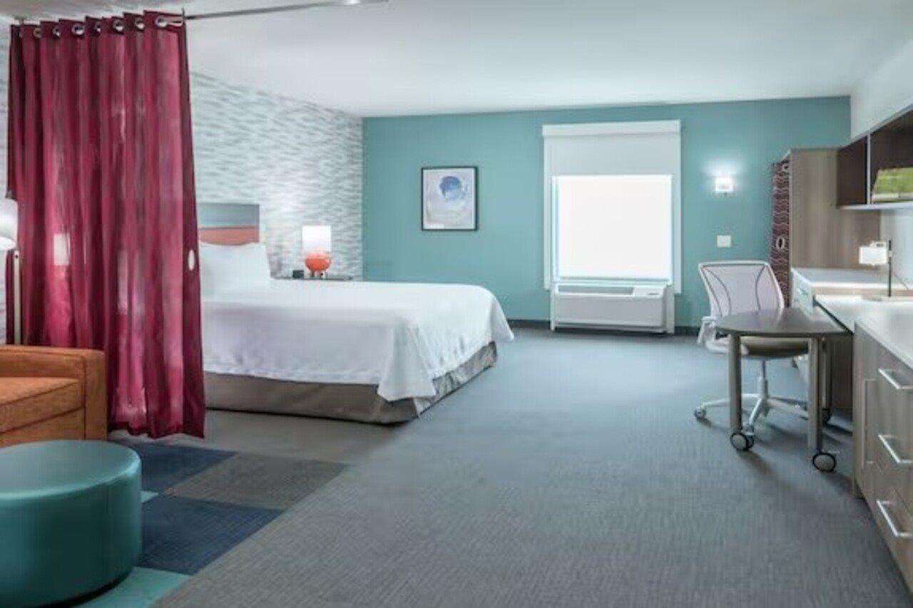 Home2 By Hilton Airport