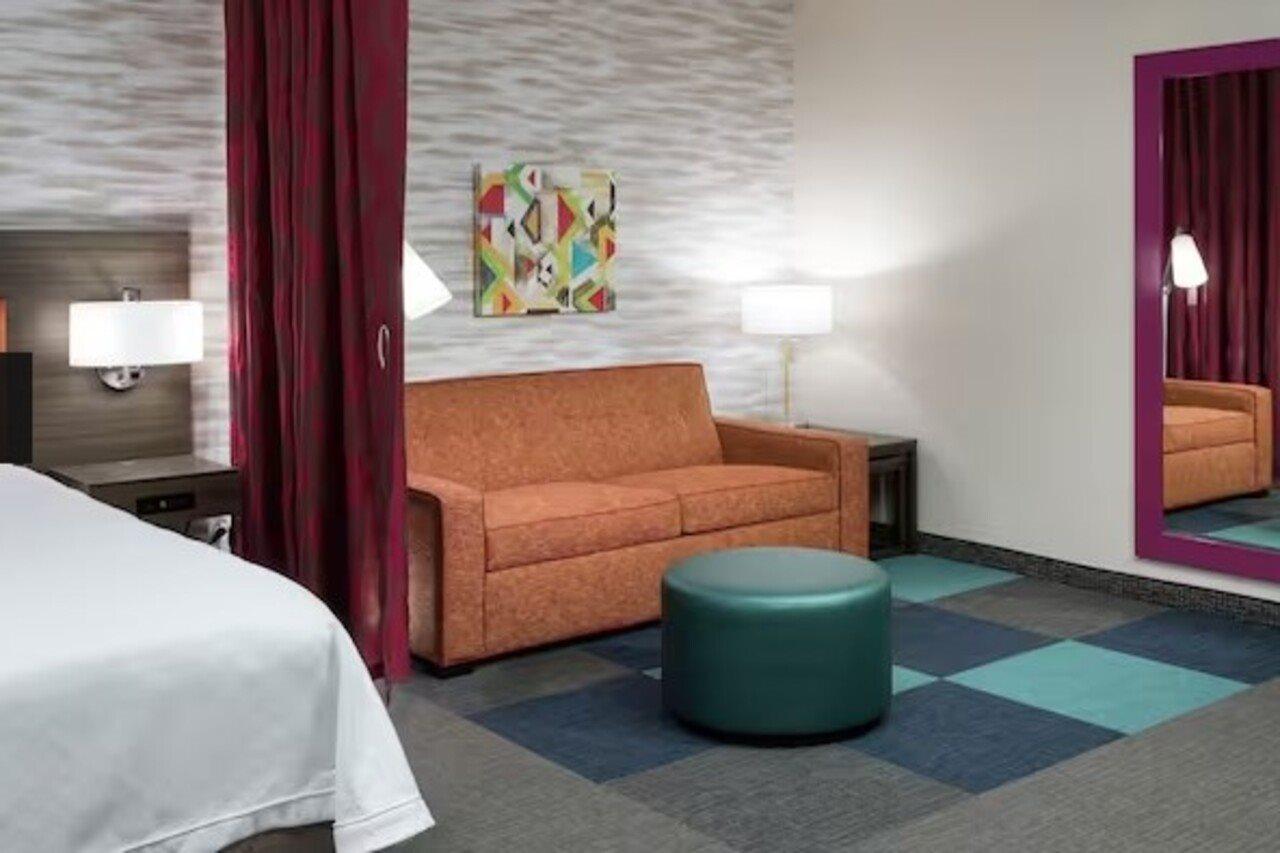 Home2 By Hilton Airport Hotel 3*